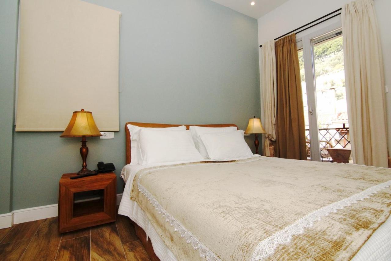 Amaryllis Hotel Nafpaktos Eksteriør billede